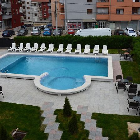 Poseidon Apartment Nis Bagian luar foto