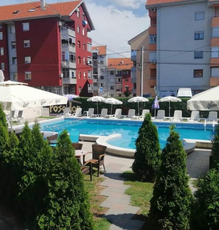 Poseidon Apartment Nis Bagian luar foto