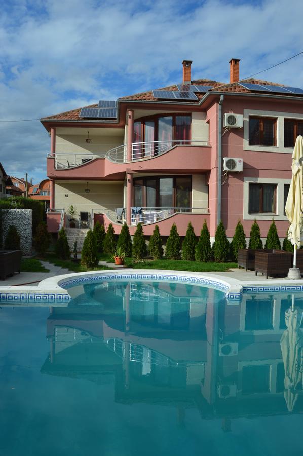 Poseidon Apartment Nis Bagian luar foto
