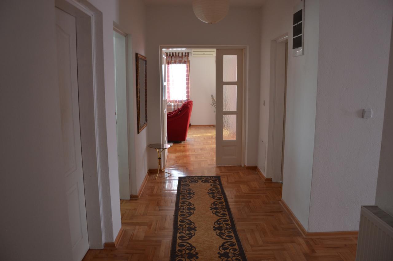 Poseidon Apartment Nis Bagian luar foto