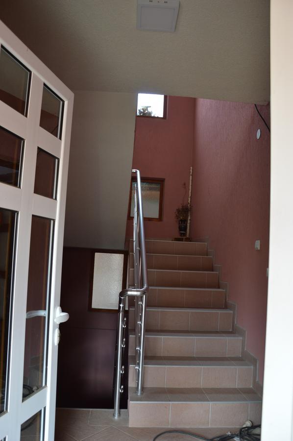 Poseidon Apartment Nis Bagian luar foto