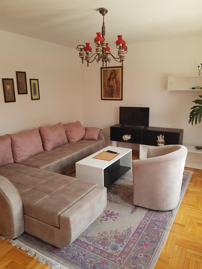 Poseidon Apartment Nis Bagian luar foto