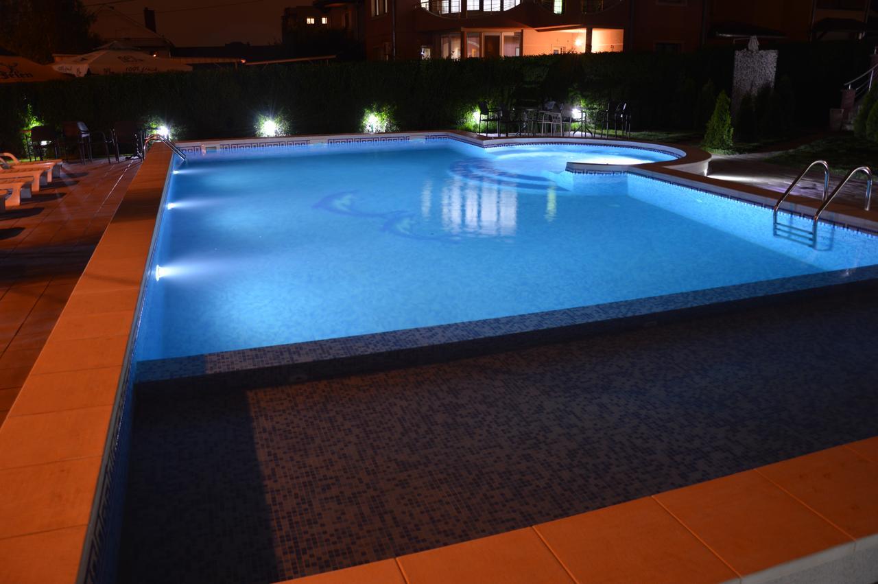 Poseidon Apartment Nis Bagian luar foto